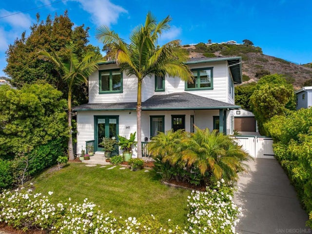 6411 Dowling Dr, La Jolla.