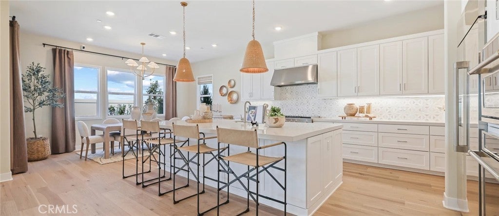 Photo of Listing #OC25241939