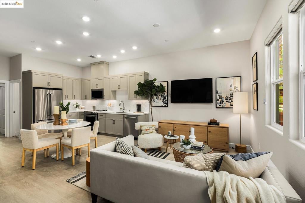 Photo of Listing #41115084