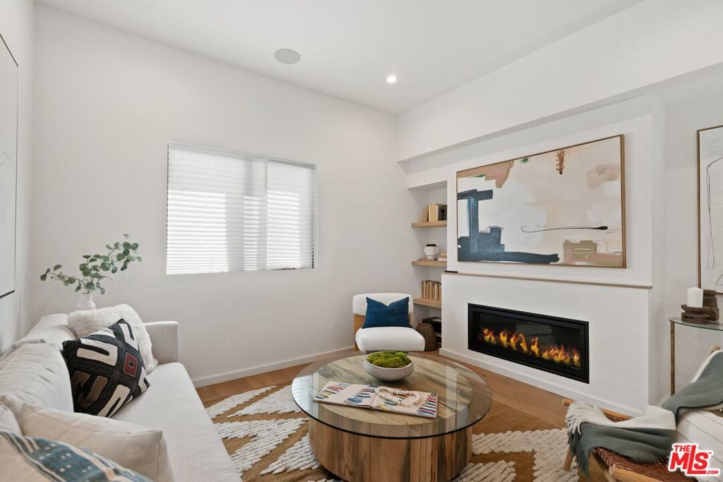 Photo of Listing #25605881