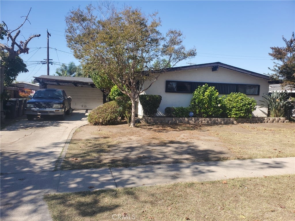 Photo of Listing #OC25241875