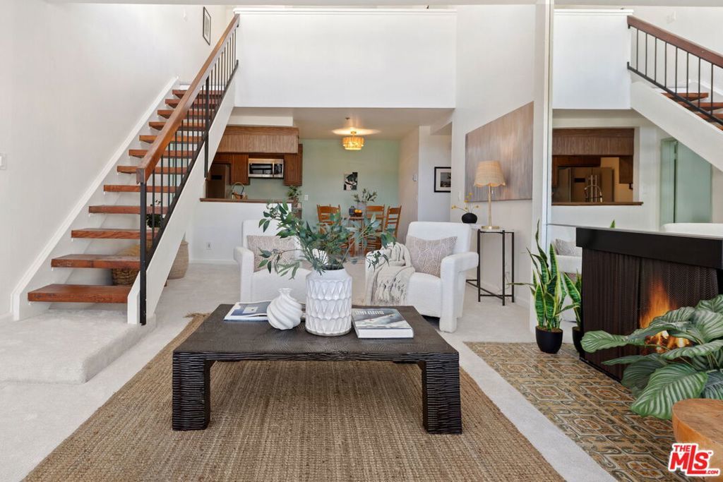 Photo of Listing #25606497