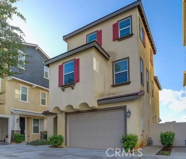 7366 Rocky Point, Jurupa Valley