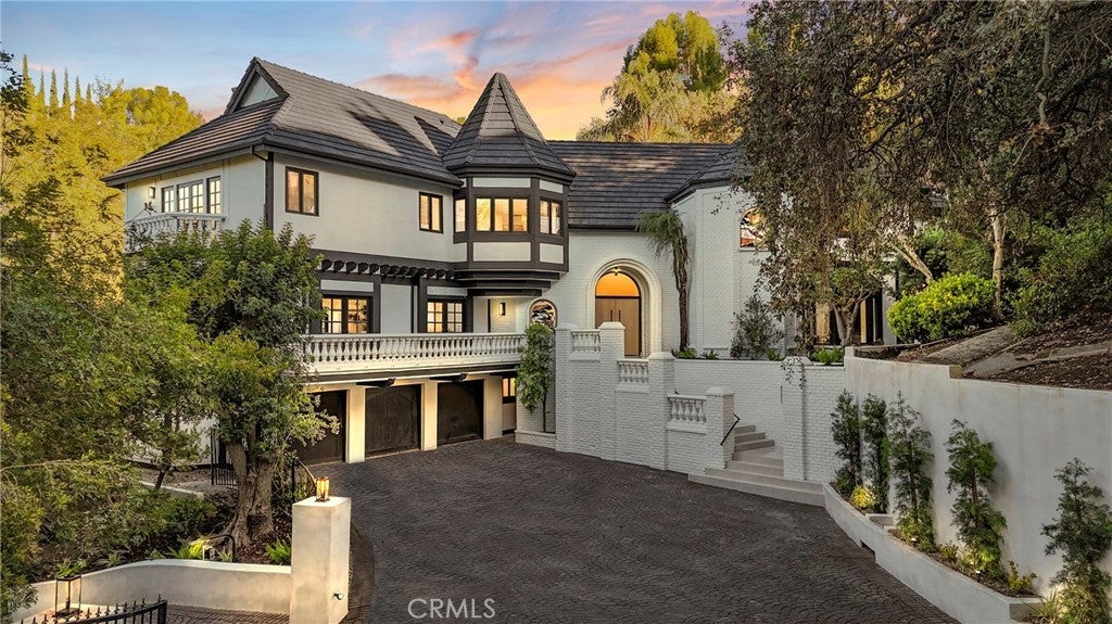 Photo of Listing #DW25242597