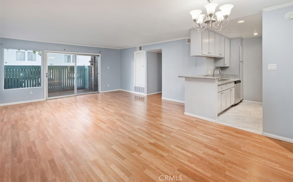 Photo of Listing #SR25242665