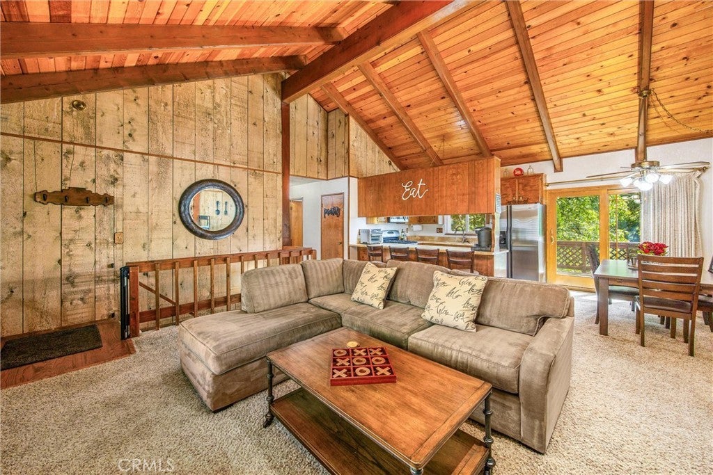 Photo of Listing #IV25242667