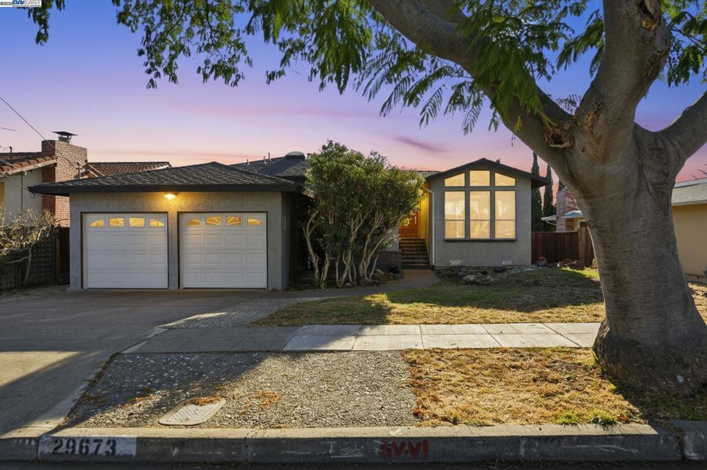 Photo of Listing #41115249