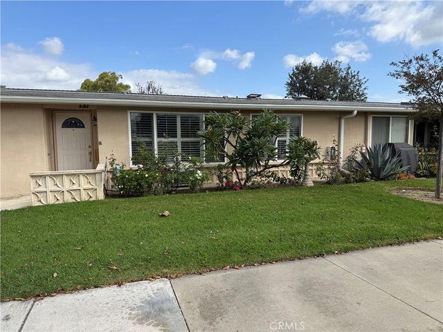 1441 Homewood Rd. M5-96d, Seal Beach