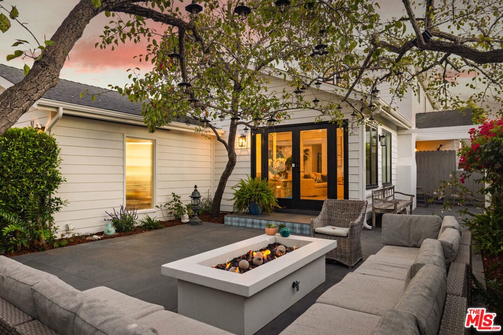 Photo of Listing #25608453