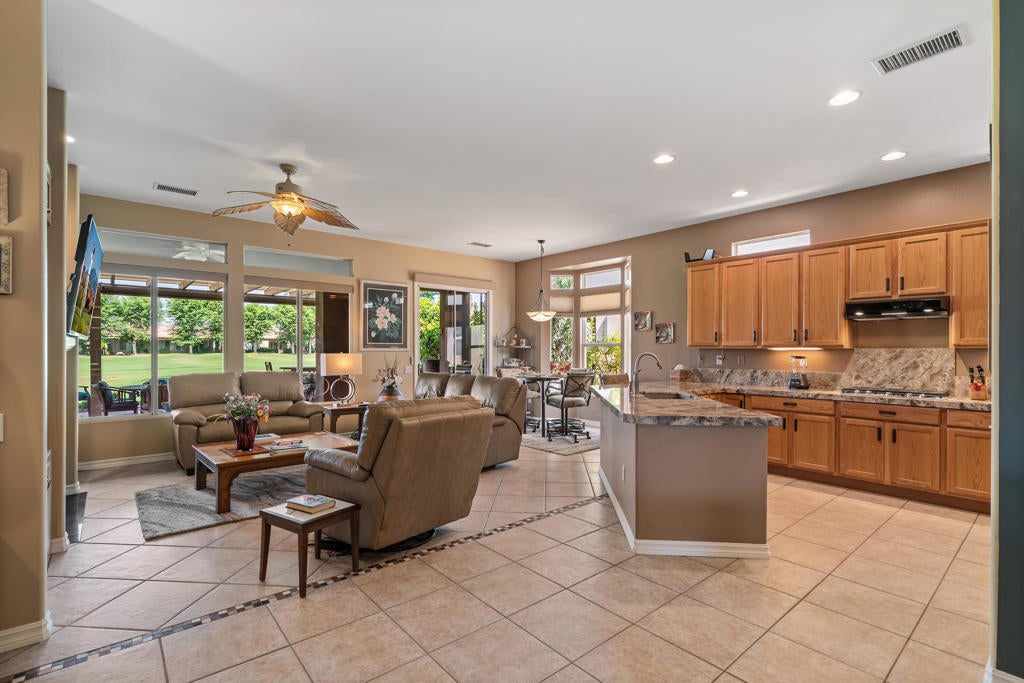 Photo of Listing #219137308DA