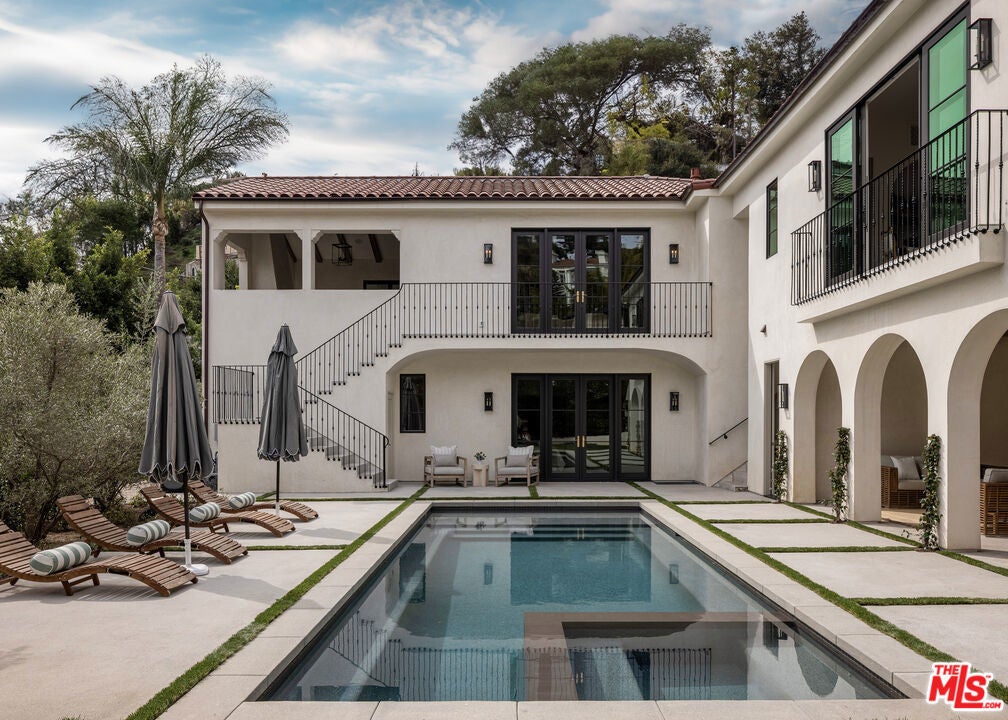 Photo of Listing #25608225