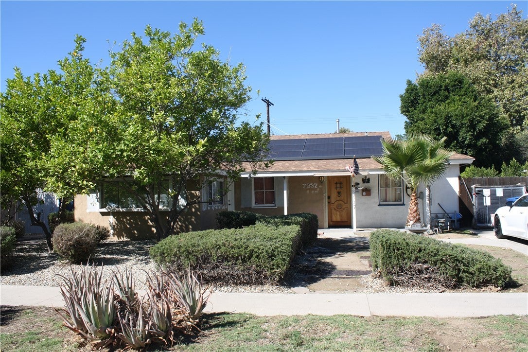 Photo of Listing #SR25243503