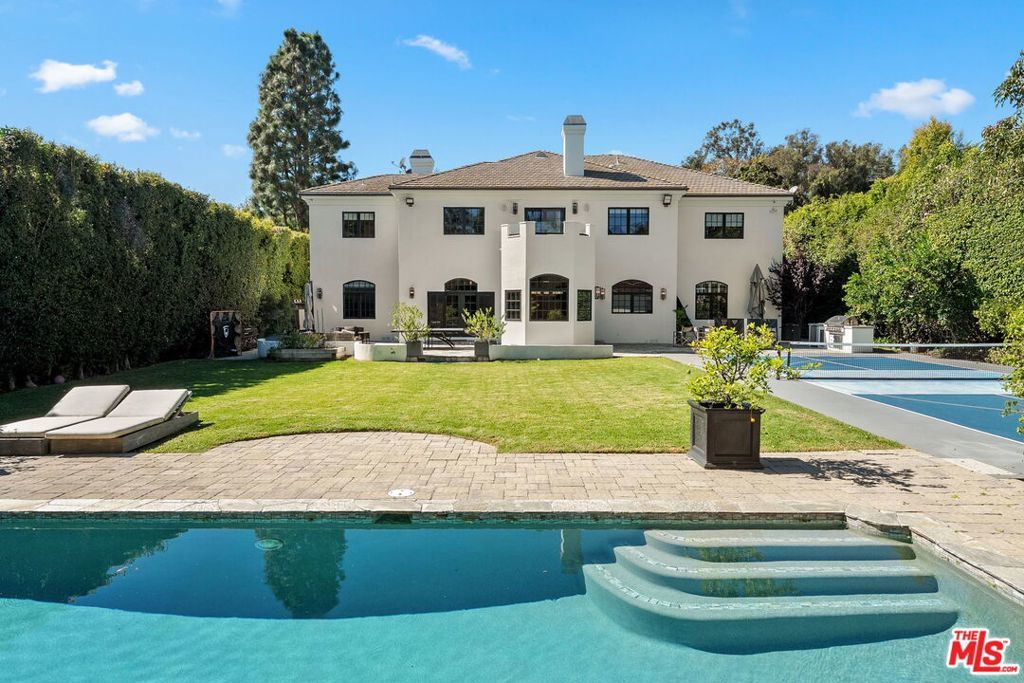 Photo of Listing #25608565