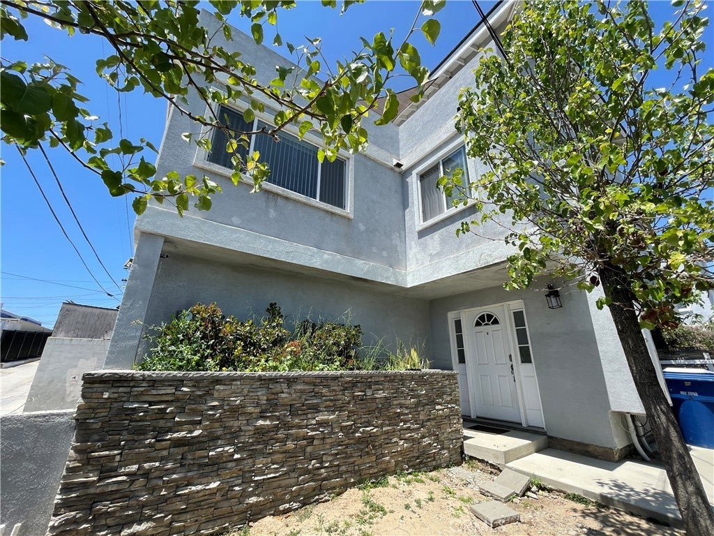 1412 257th Street A, Harbor City