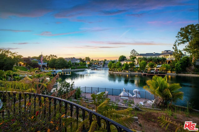 10061 Valley Spring Lane, Toluca Lake