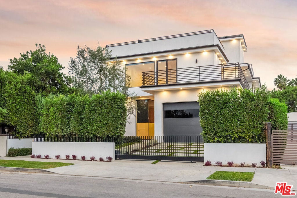 Photo of Listing #25608693