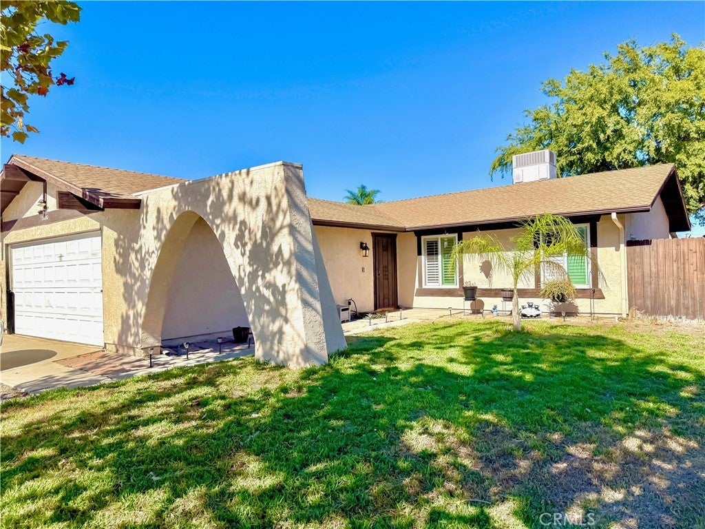 Photo of Listing #DW25243749