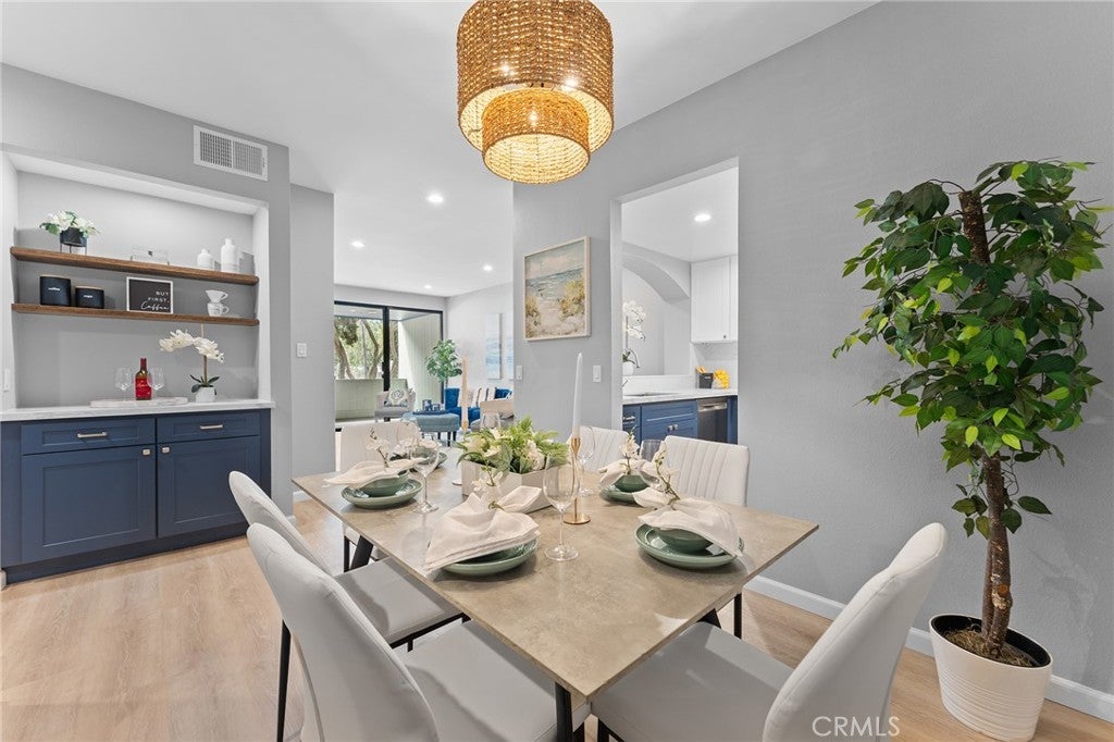 Photo of Listing #CV25243927