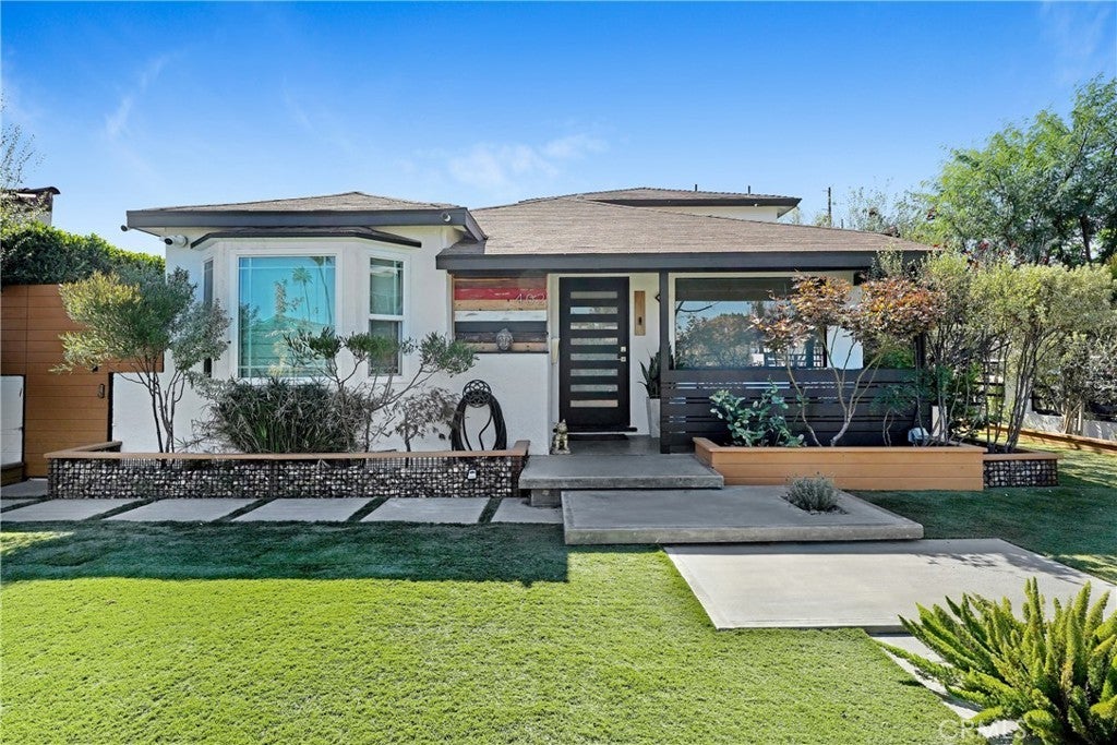 402 E 94th, Los Angeles