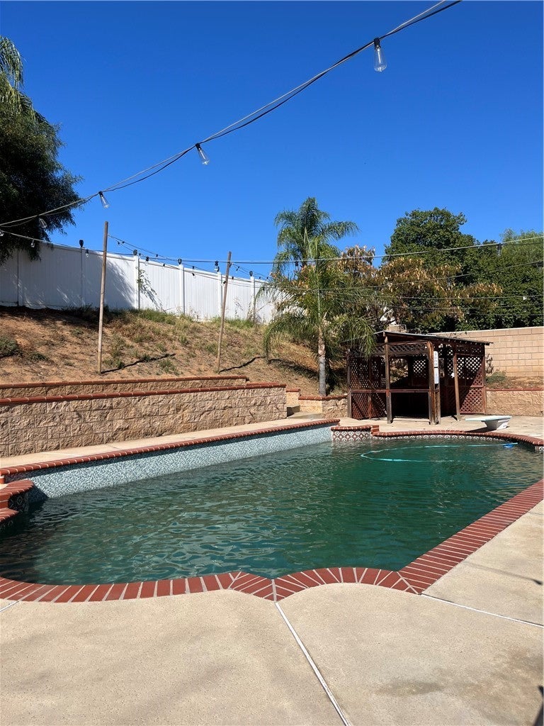 Photo of Listing #IV25191219