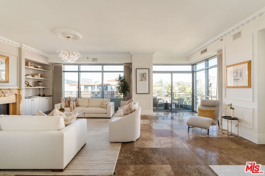 Photo of Listing #25608243