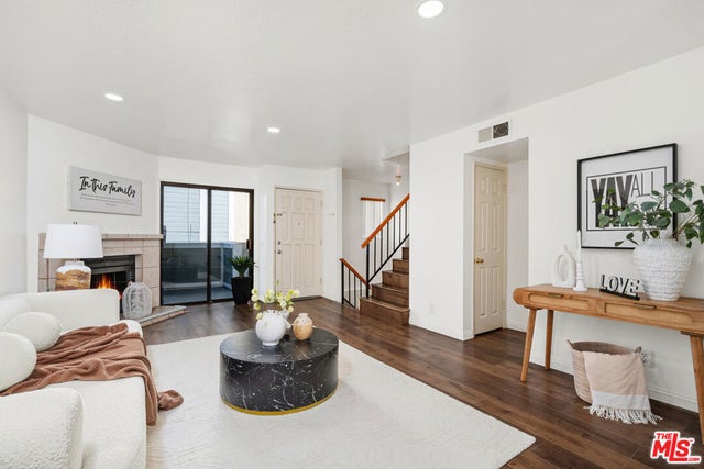 1832 Huntington Drive # 13, Duarte