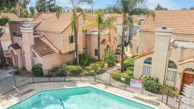14383 Nordhoff, Panorama City