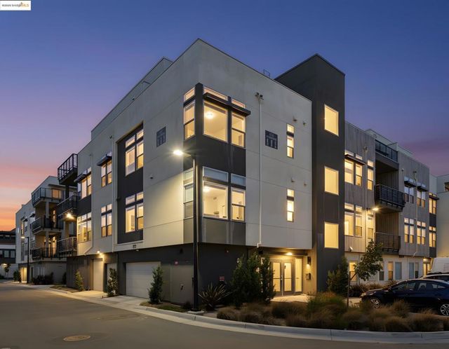 210 Waters Park Cir # 304, San Mateo