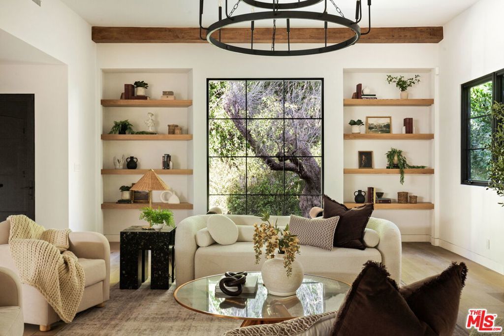 Photo of Listing #25608663