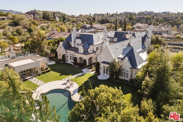 25242 Prado Del Misterio, Calabasas