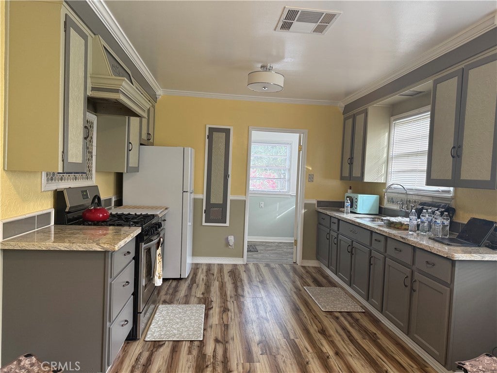 Photo of Listing #DW25244594