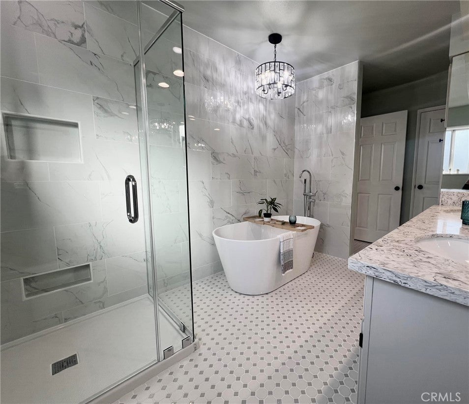 Photo of Listing #PW25239069