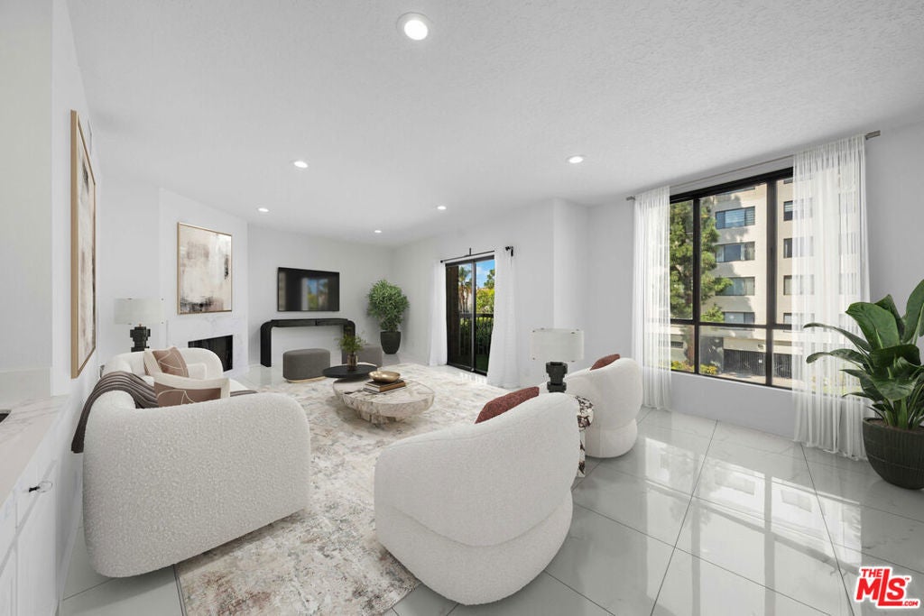 Photo of Listing #25609223