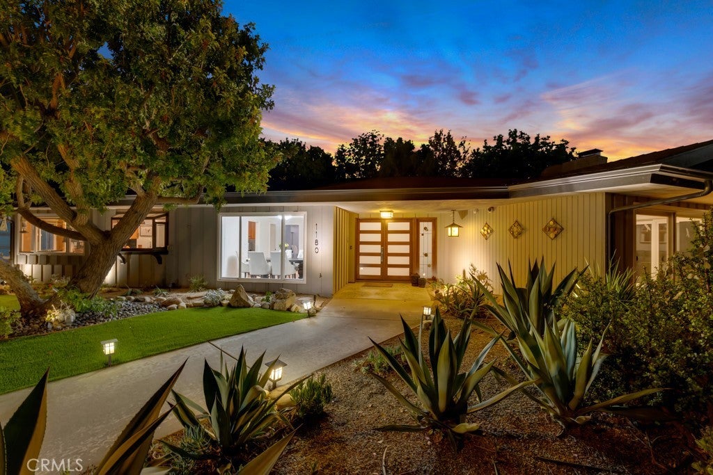 Photo of Listing #SR25234124