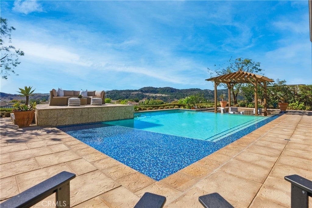 Photo of Listing #OC25243116