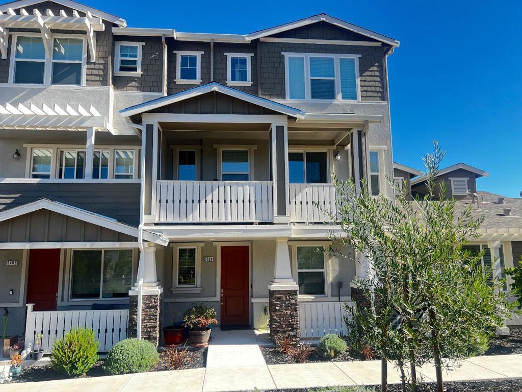 6404 Laguna Seca Lane, Gilroy