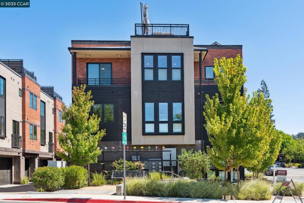 Photo of Listing #41115440