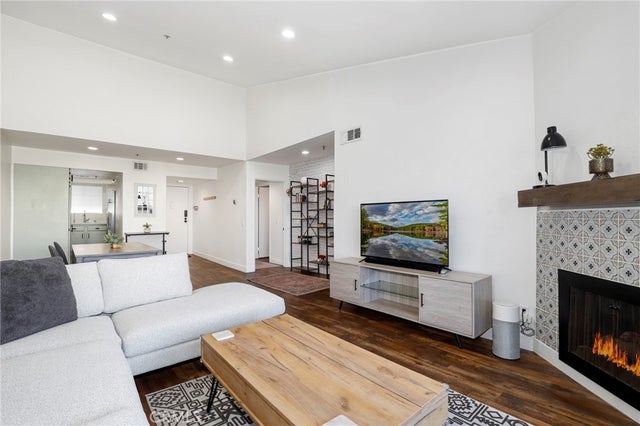 6545 Reseda # 19, Reseda