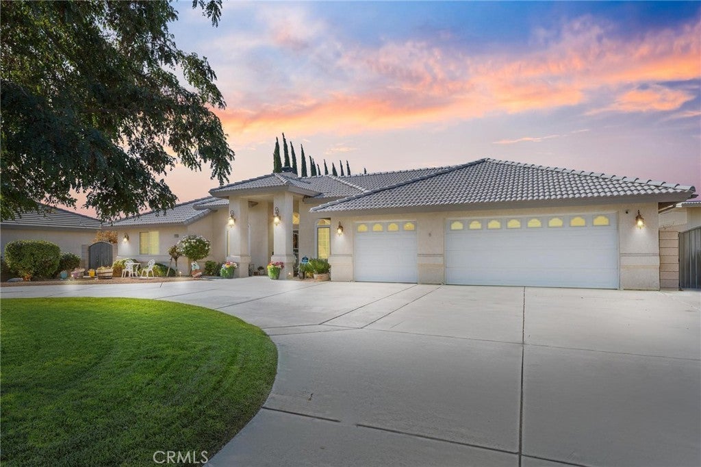 17252 Danbury, Hesperia