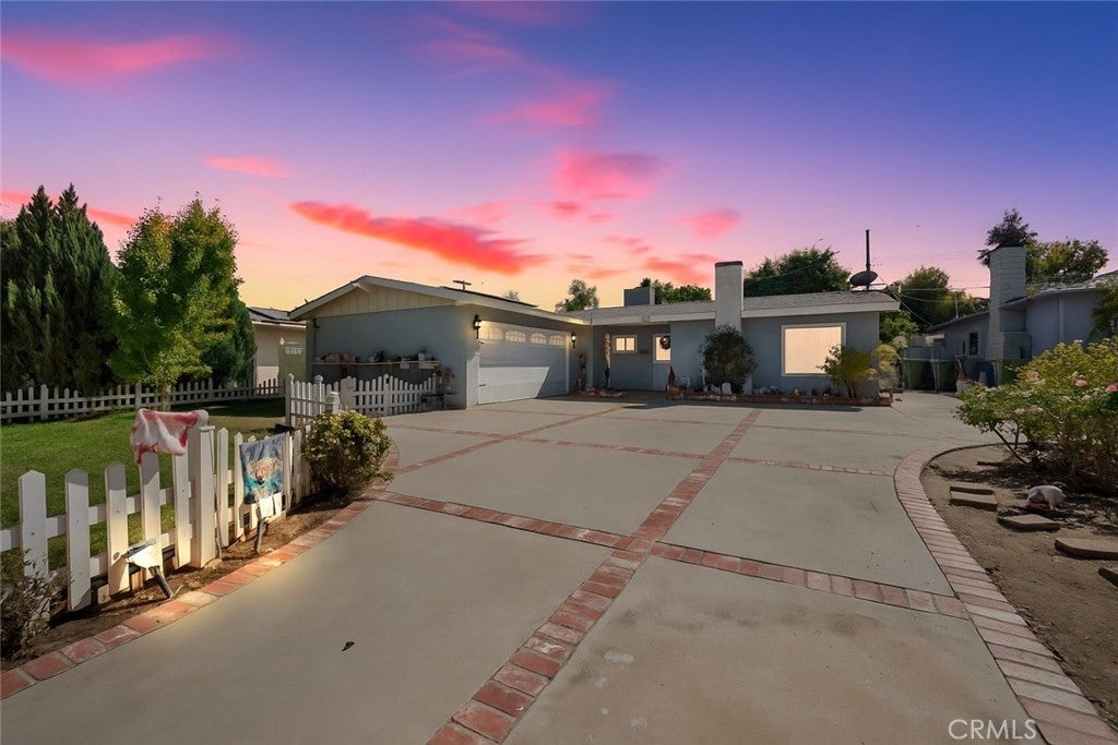 Photo of Listing #SR25241824