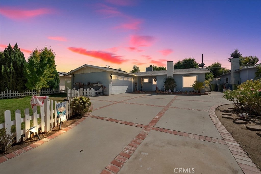 Photo of Listing #SR25241824