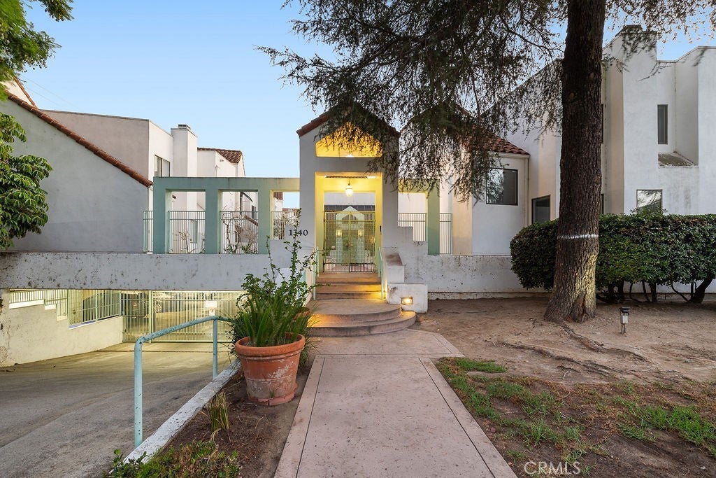 Photo of Listing #SR25237457