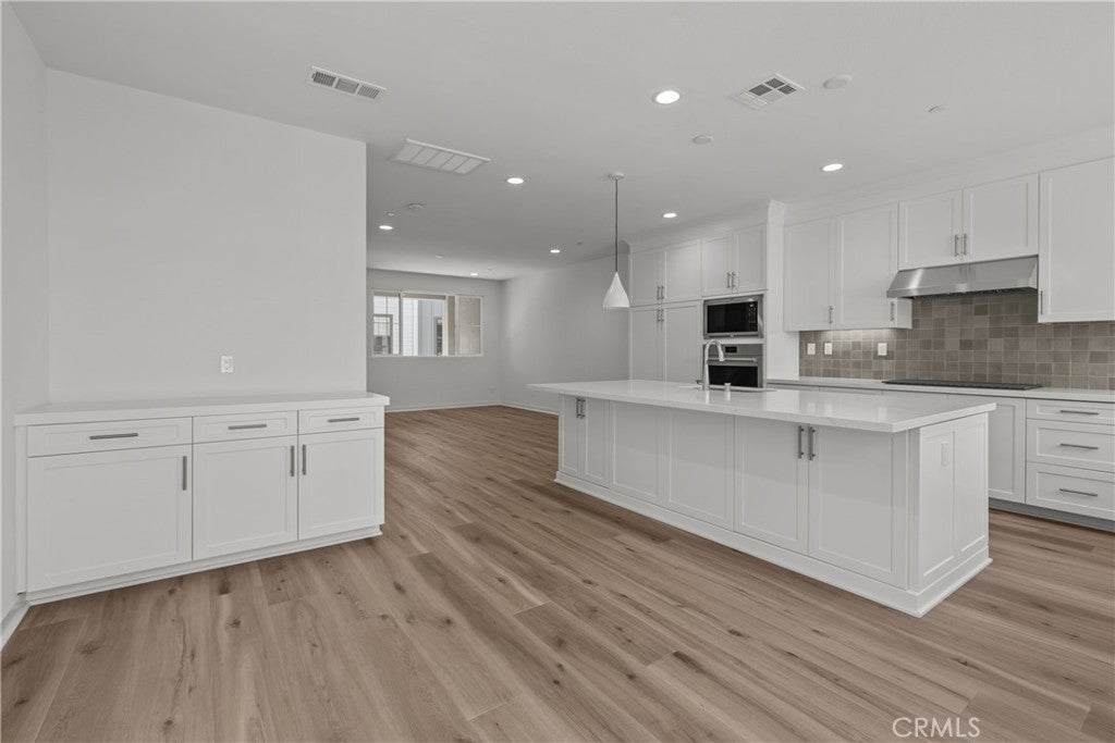 Photo of Listing #OC25245103