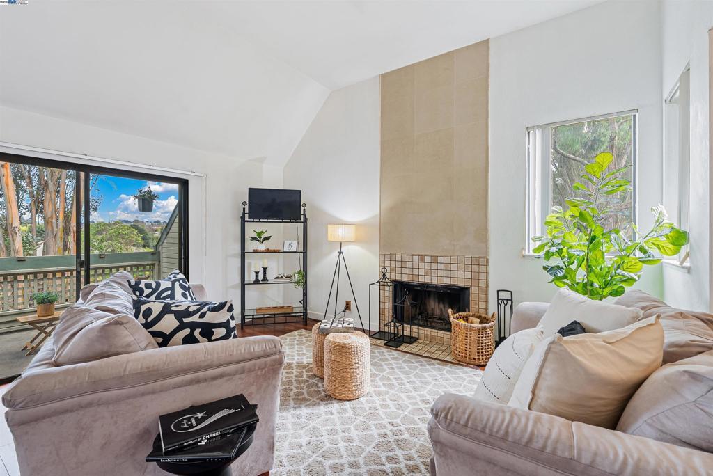 Photo of Listing #41115494