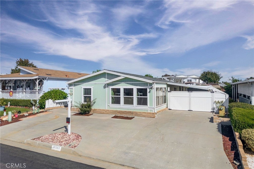 Photo of Listing #SW25245088