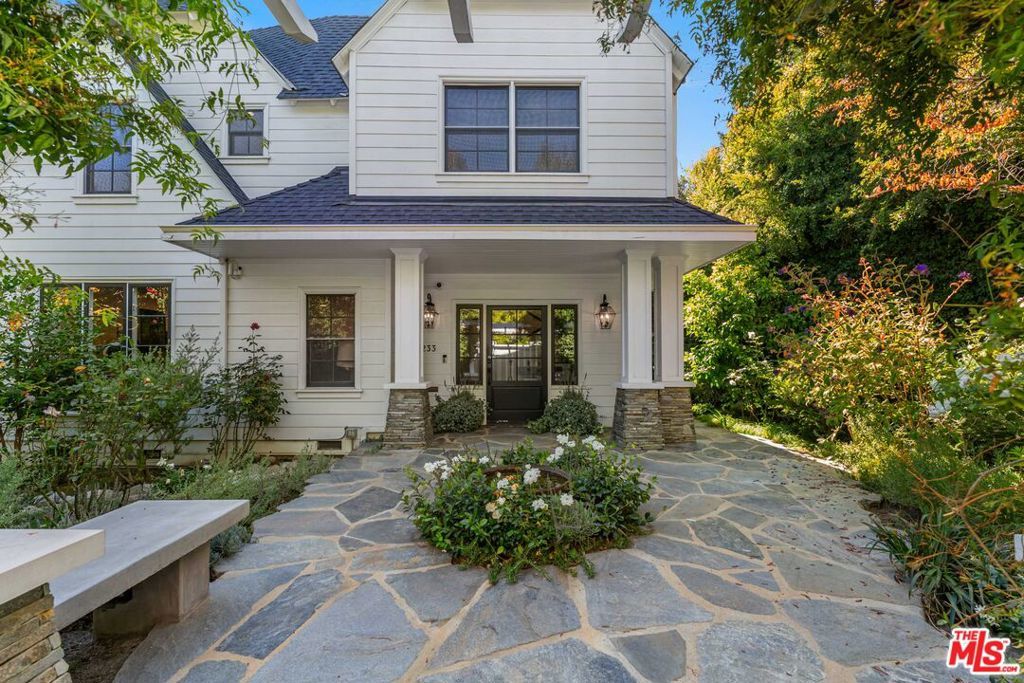 Photo of Listing #25609653