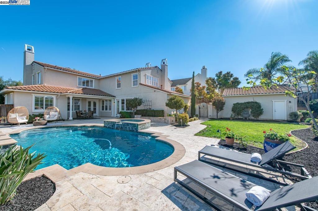 Photo of Listing #41115500