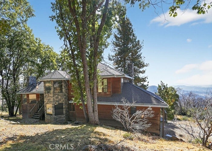 Photo of Listing #IV25245350