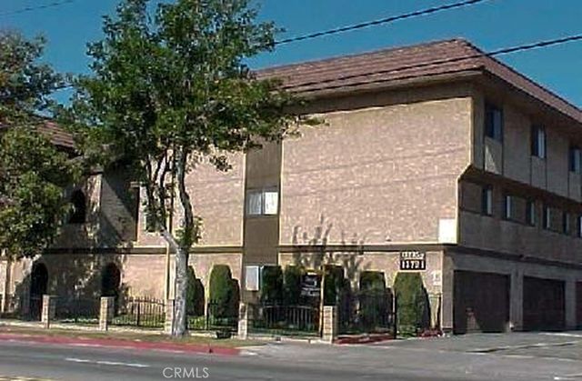 13721 Los Angeles, Baldwin Park