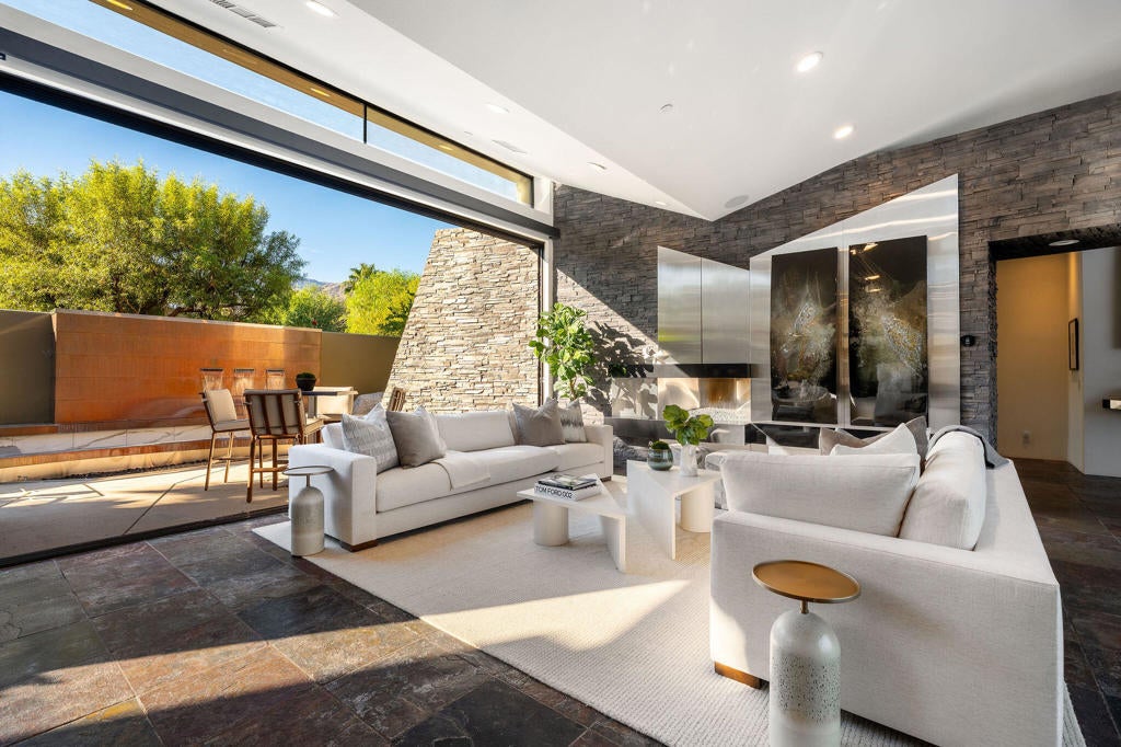 Photo of Listing #219137456DA